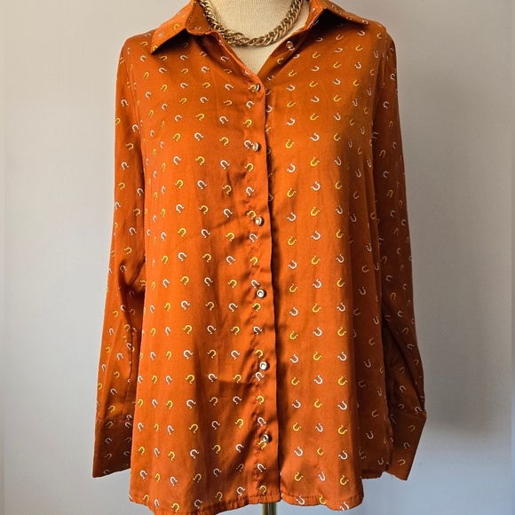 FOR YOU MODA Horseshoe Pattern Burnt Orange Long Sleeve Button Down Shirt. Med - Picture 2 of 13